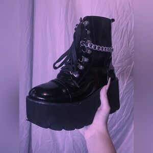 Used gothic/alt platform boots